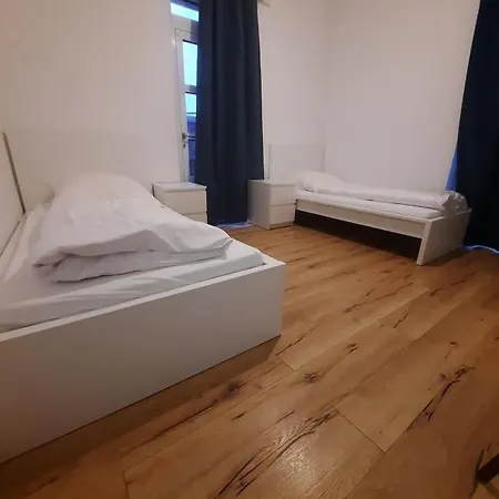 W121 - Teamwohnung In Apartment